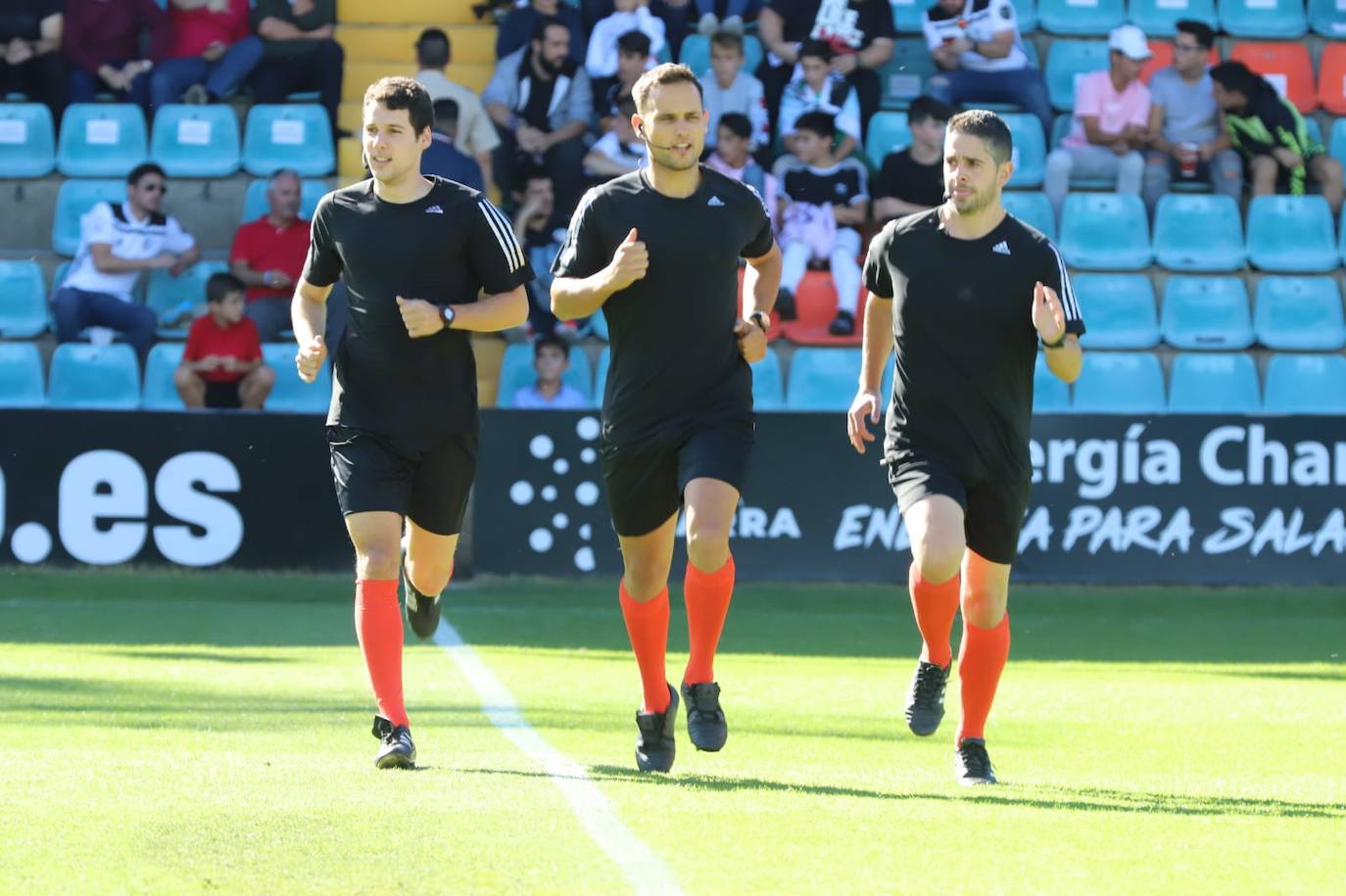 Los jugadores del Salamanca CF UDS y Unionistas. 