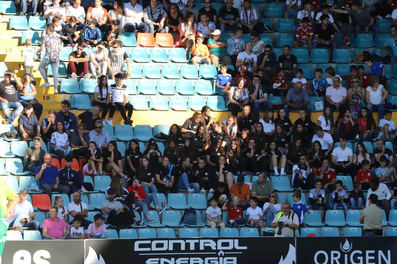 Los jugadores del Salamanca CF UDS y Unionistas. 