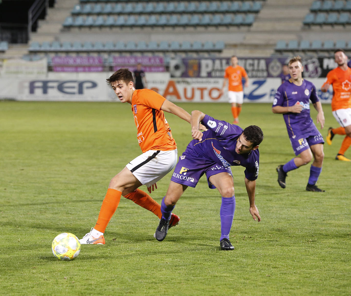 Fotos: Palencia Cristo Atlético 0 - 0 Burgos Promesas