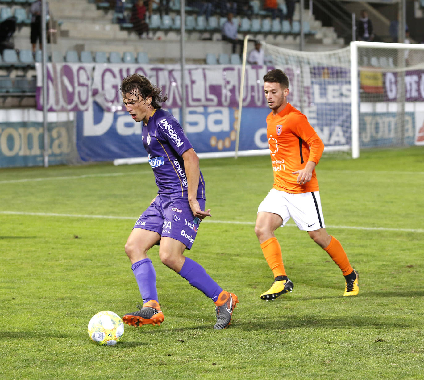 Fotos: Palencia Cristo Atlético 0 - 0 Burgos Promesas