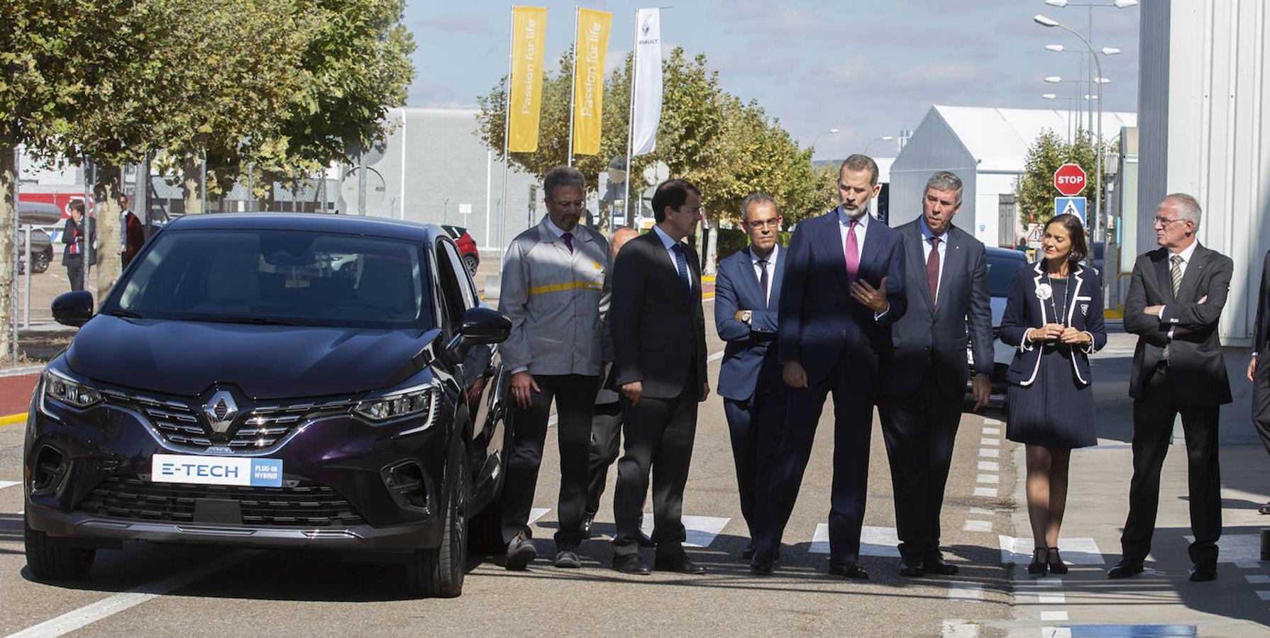 Fotos: El Rey Felipe VI visita la factoría de carrocería y montaje de Renault Valladolid