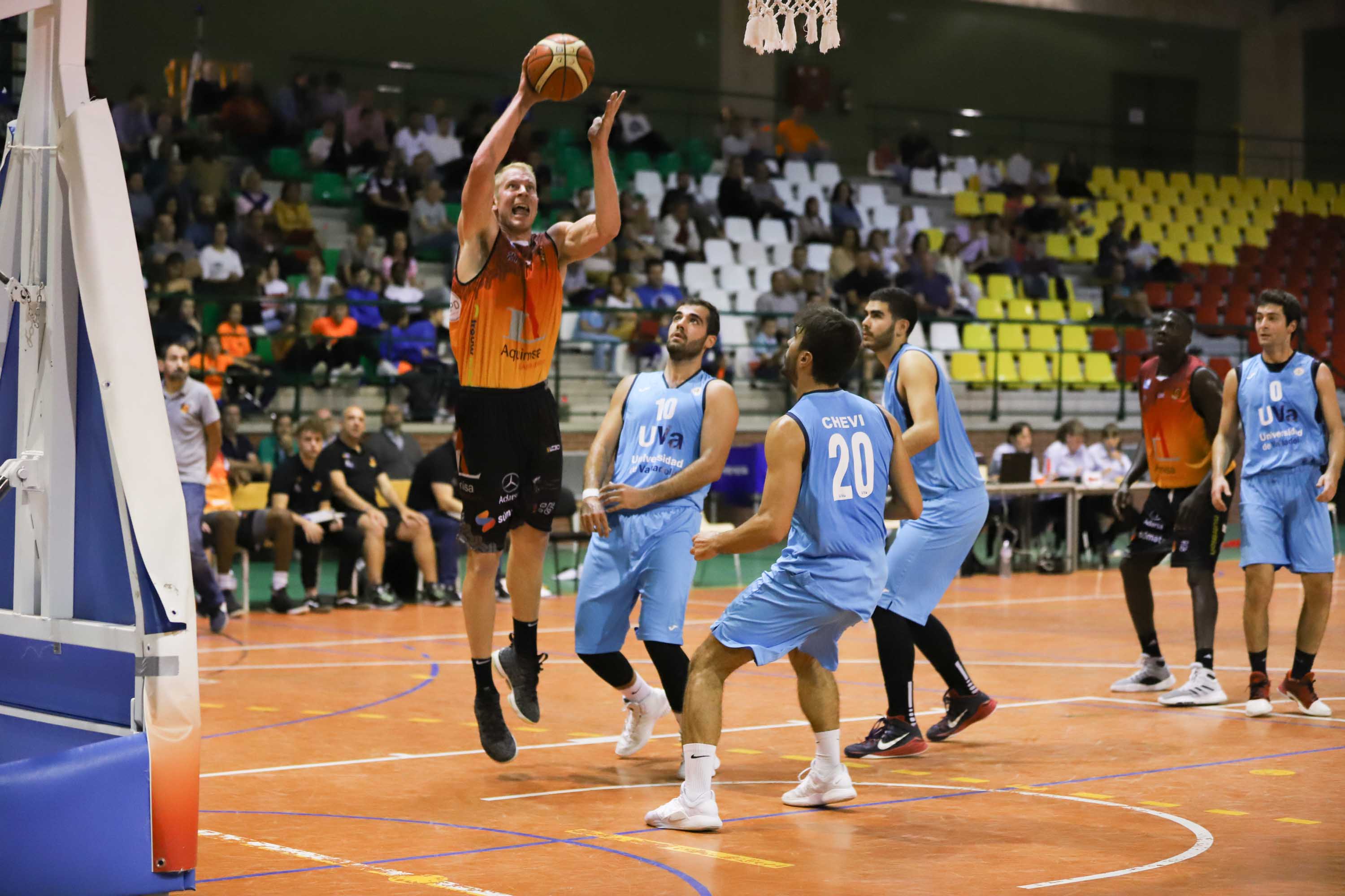 Aquimisa Carbajosa Basket- UVA de Valladolid. 