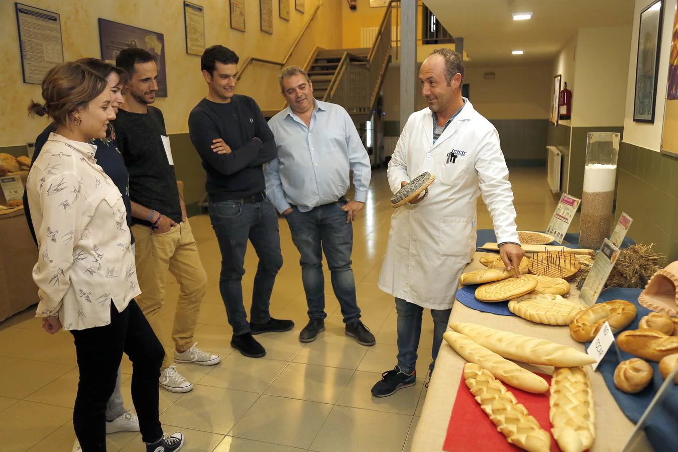 Joranada de puertas abiertas en el Centro Tecnológico de los Cereales (Cetece) en la Semana del Pan de Palencia.