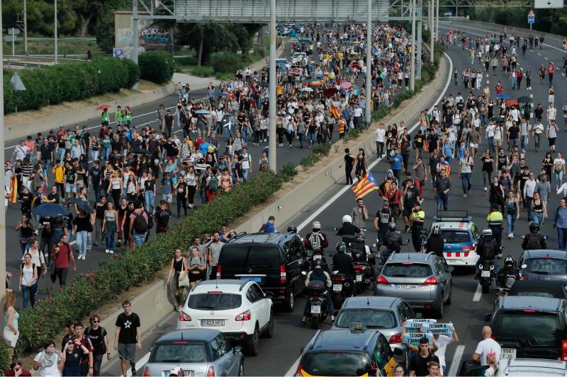 Activistas independentistas llaman a paralizar el Aeropuerto de El Prat