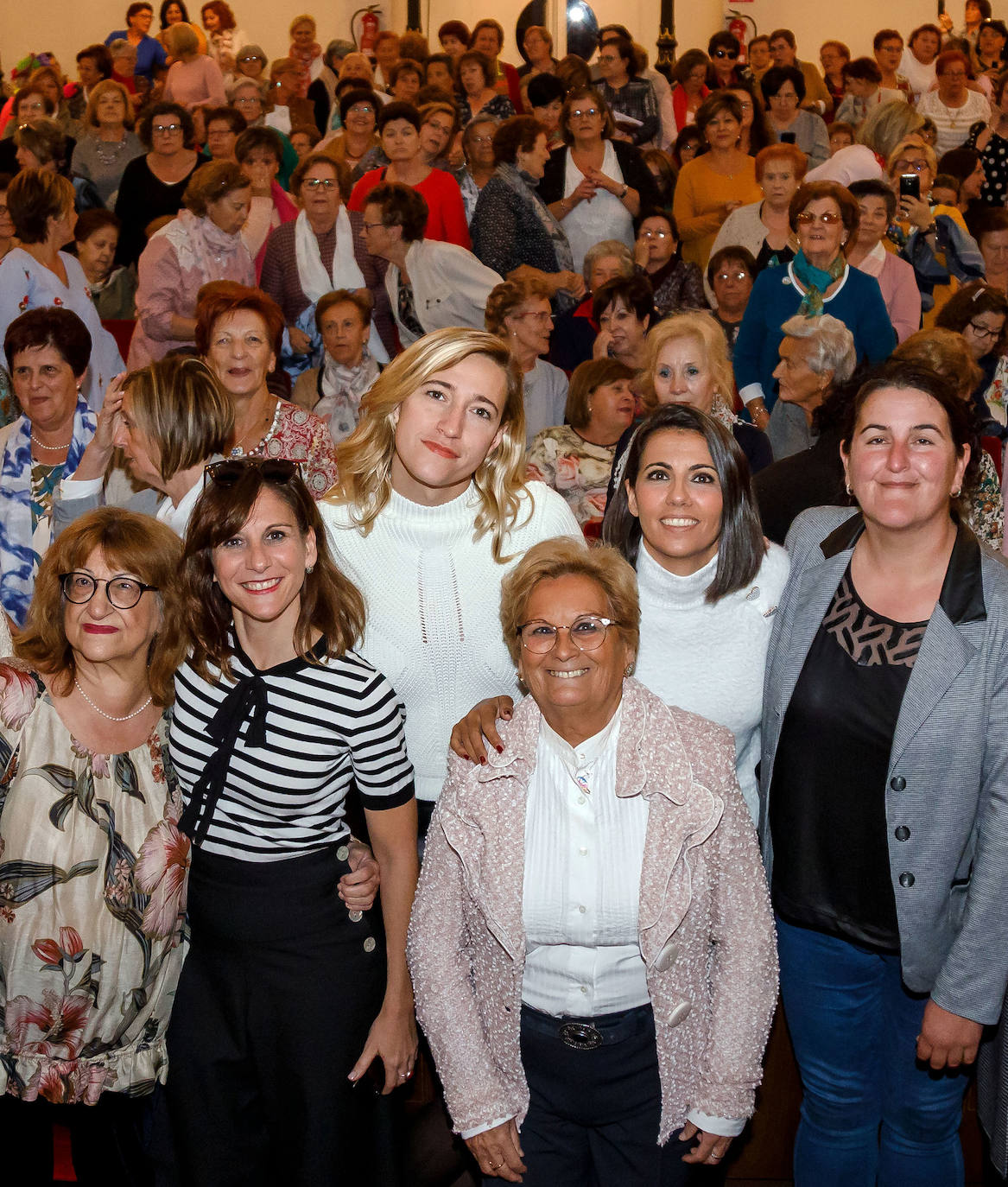 Rosana, Ana Pastor, las protagonistas de 'Mujeres del Hampa' y la ganadera Teresa Callejo han sido las homenajeadas