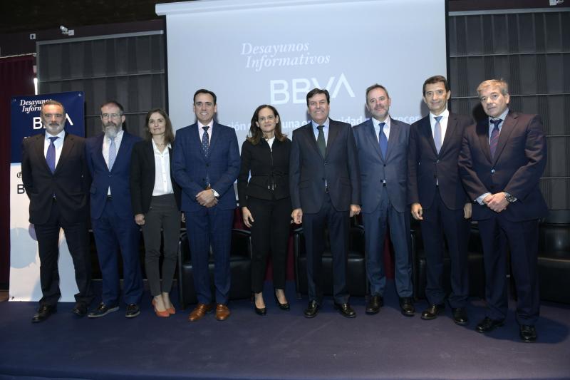 El Norte de Castilla y BBVA han celebrado este miércoles un desayuno informativo cuyo tema central es 'La disrupción digital, una oportunidad para crecer'.