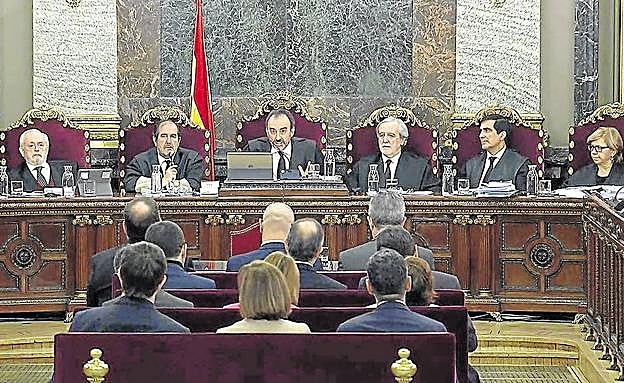 Un momento del juicio. 