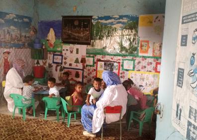 Imagen secundaria 1 - Clases y patio de la guardería de Miyec. 