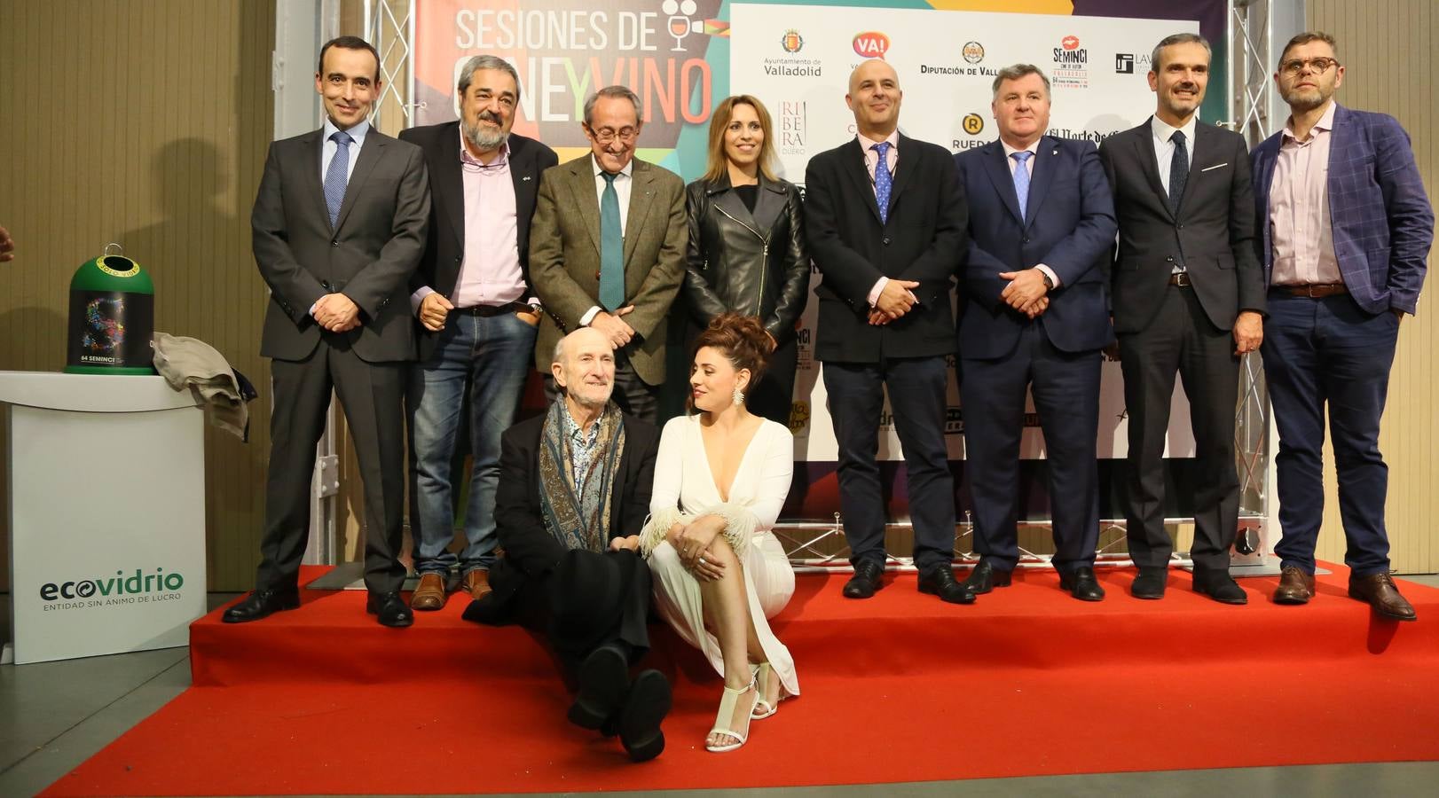 El festival entrega el galardón a la bodega en reconocimiento a su trayectoria desde 1927 como pionera de la Ribera del Fuero | La gala fue presentada por la actriz Ana Arias
