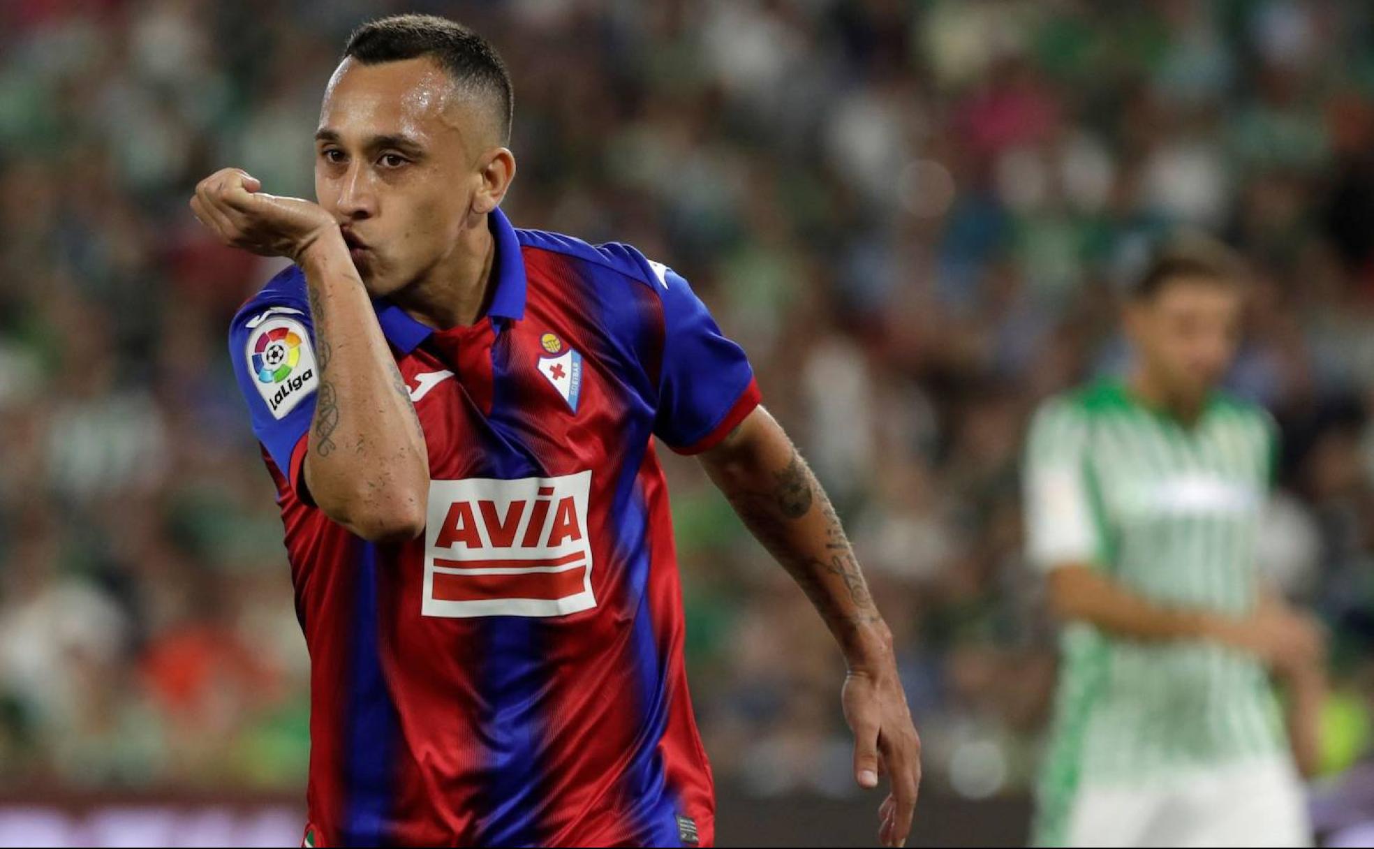 Orellana celebra su gol ante el Sevilla.