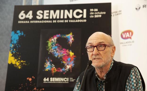 Javier Angulo,director de la Seminci, durante el anuncio de los galardones.