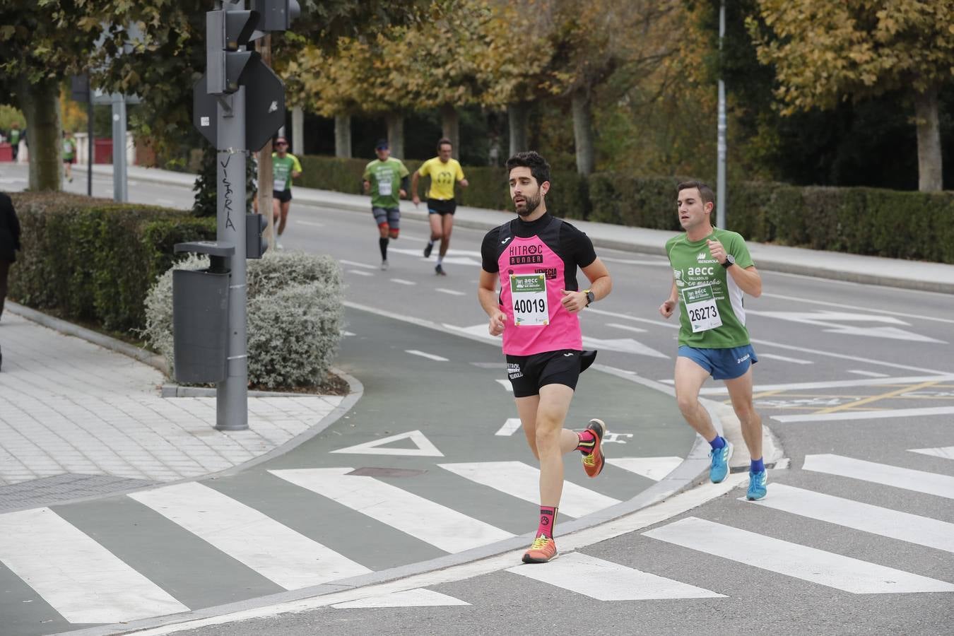 Participantes en la marcha contra el cáncer. 