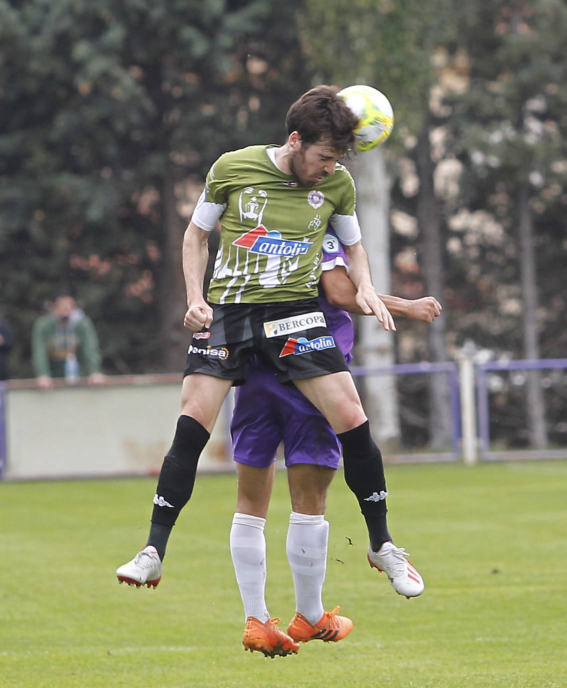 El derbi disputado en Becerril dió la victoria al Cristo. 