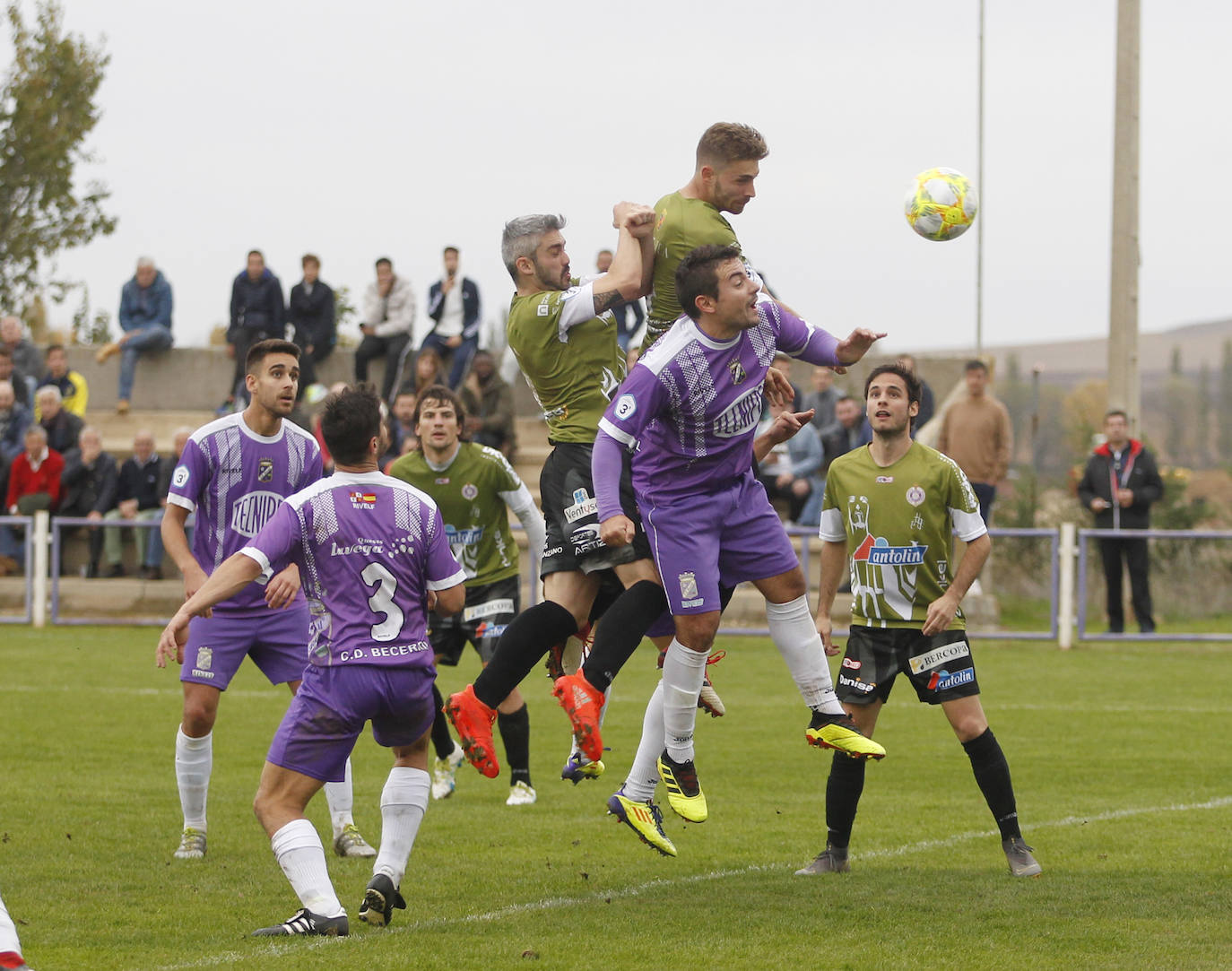 El derbi disputado en Becerril dió la victoria al Cristo. 