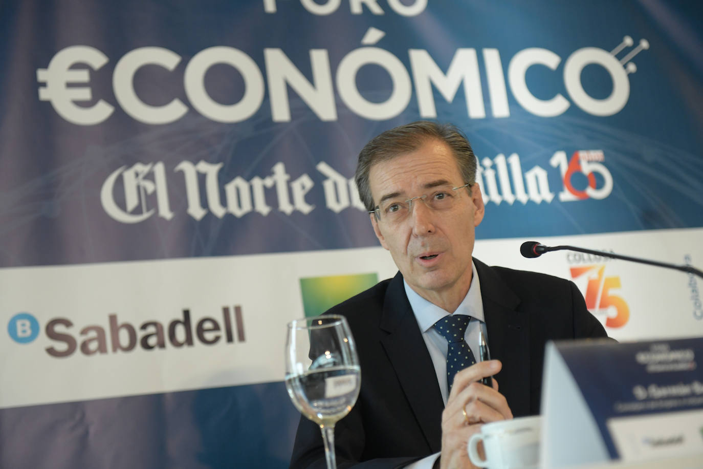 El consejero de Empleo e Industria, Germán Barrios, ha protagonizado la sesión matutina del Foro Económico de El Norte de Castilla. El acto se ha celebrado en el Pabellón de Cristal del Museo de la Ciencia de Valladolid este martes 29 de octubre.