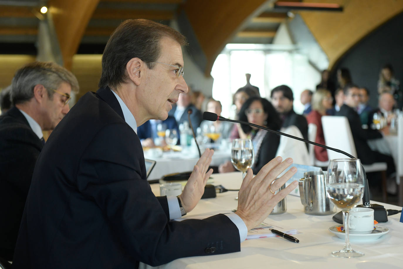 El consejero de Empleo e Industria, Germán Barrios, ha protagonizado la sesión matutina del Foro Económico de El Norte de Castilla. El acto se ha celebrado en el Pabellón de Cristal del Museo de la Ciencia de Valladolid este martes 29 de octubre.