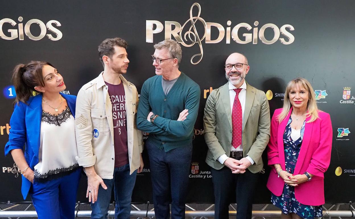 Ana Rivas, Andrés Salado, Nacho Duato, Javier Ortega y Toñi Prieto, ayer en la presentación de 'Prodigios' en el Auditorio.