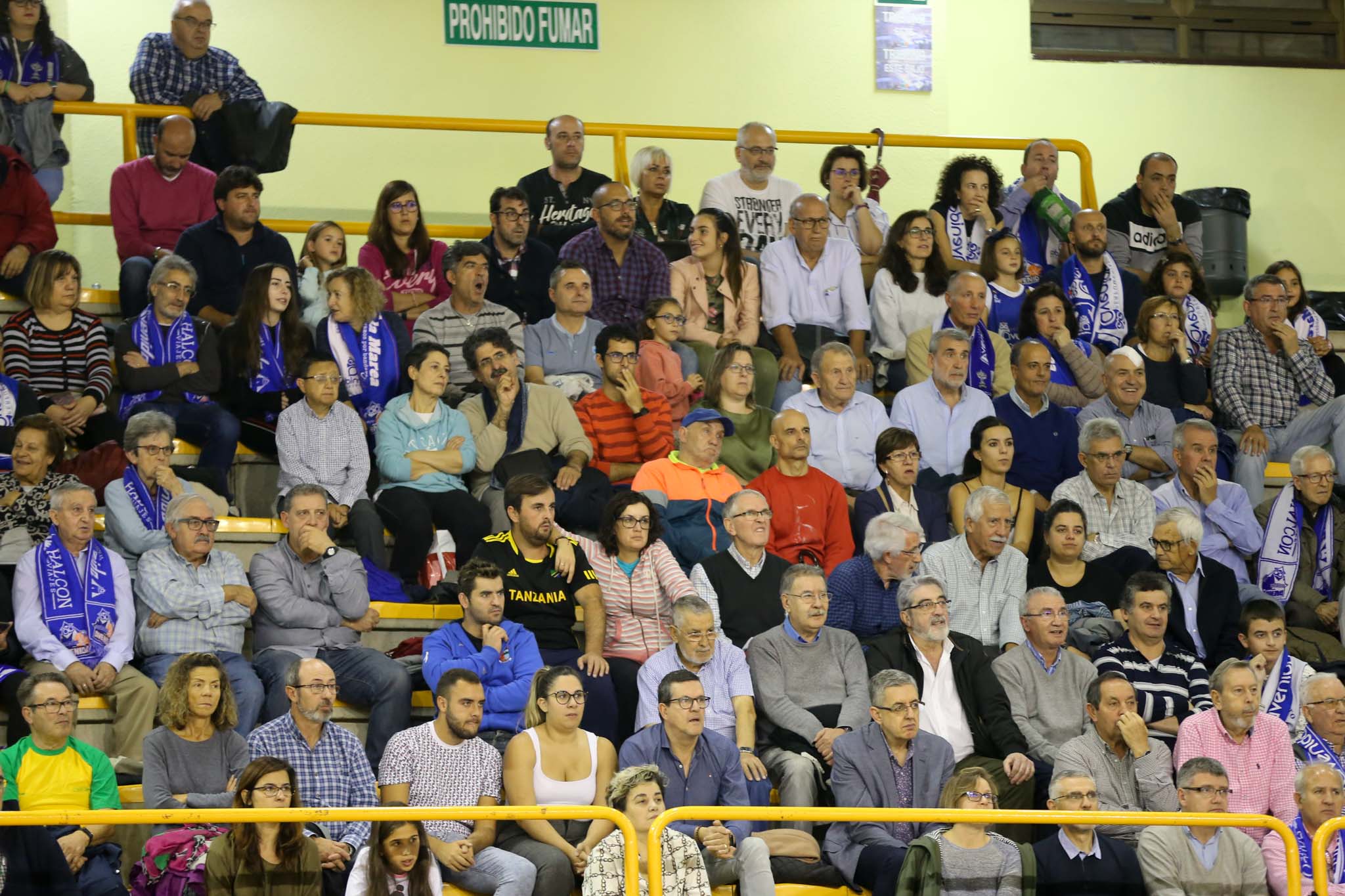 Fotos: Partido del CB Avenida ante el Uni Gyor Mely-Ut húngaro