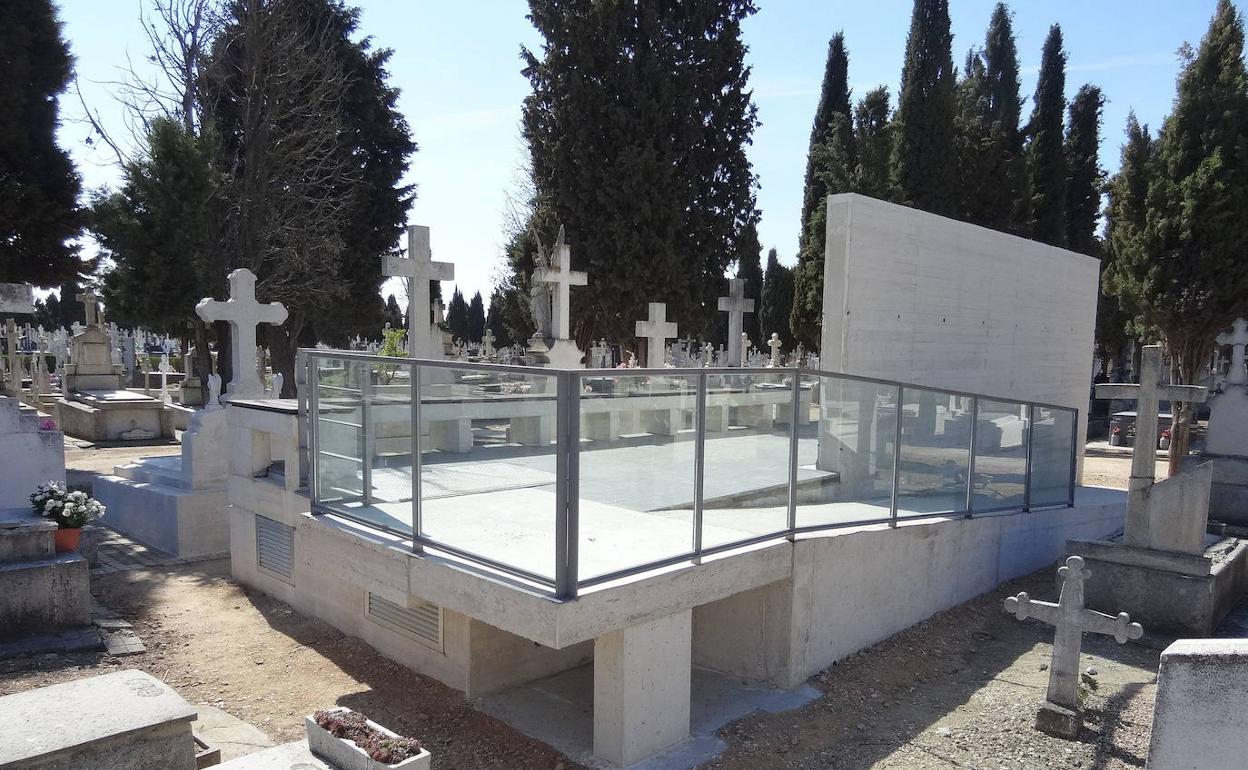 Memorial de los represaliados en la Guerra Civil en El Carmen. :: 