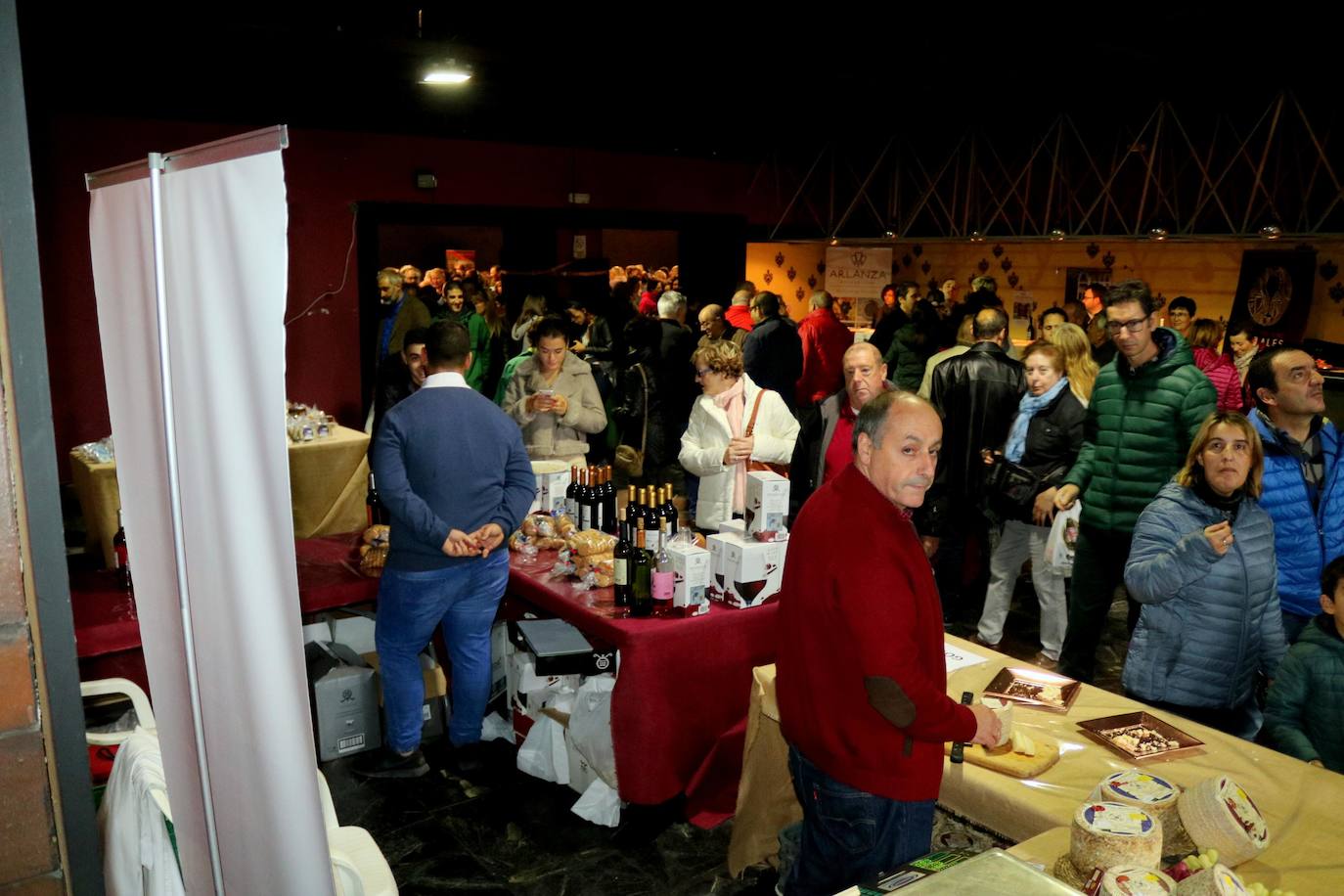 Baltanás disfruta de sus quesos y vinos.