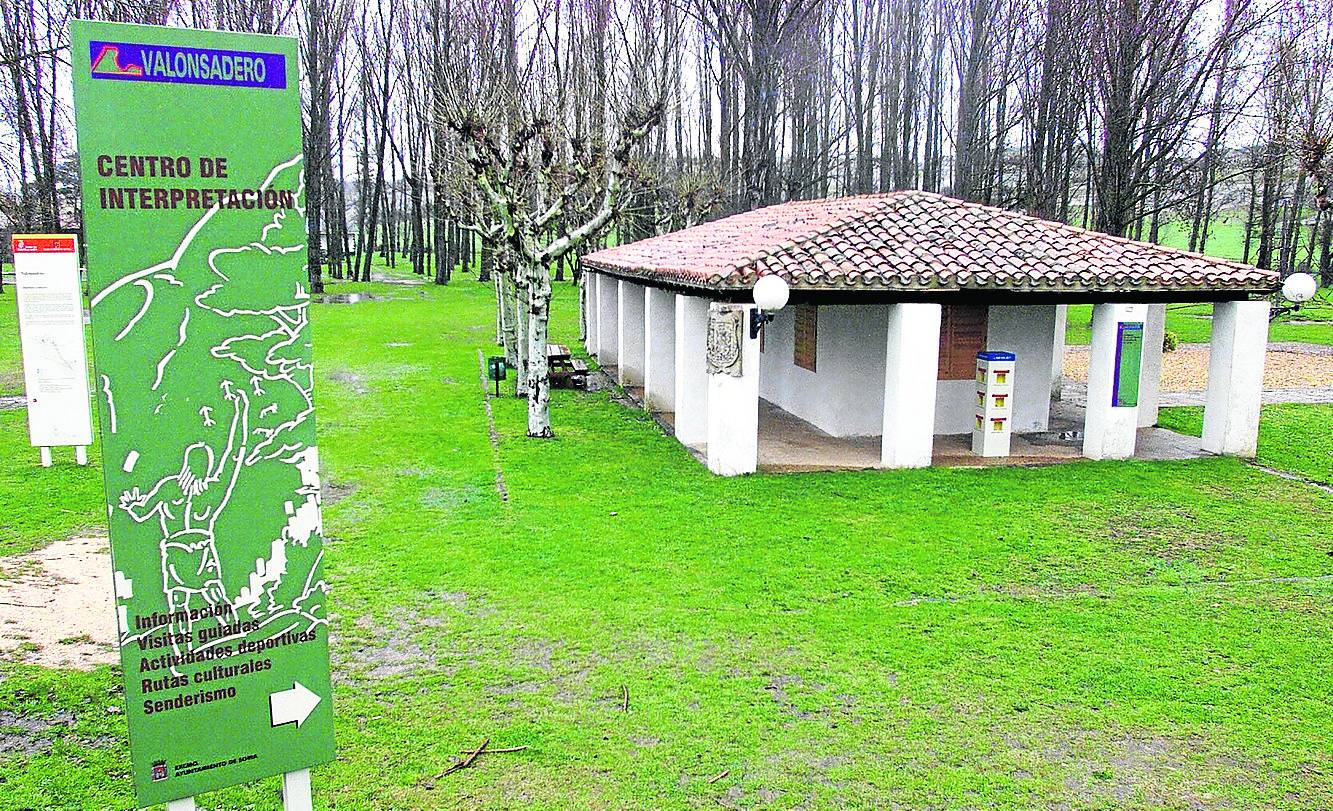 En el centro de interpretación se orienta la visita a las pinturas del Valonsadero. 