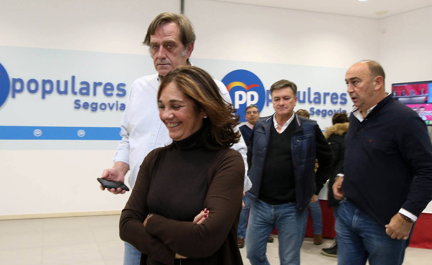 Noche electoral en las sedes de los partidos en Segovia 