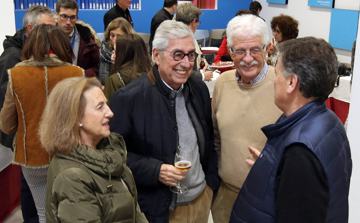 Noche electoral en las sedes de los partidos en Segovia 