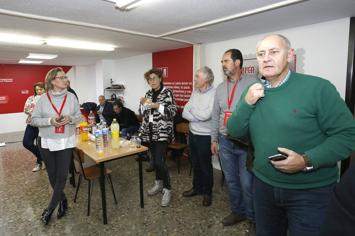 ¿Cómo viven los partidos la noche electoral en Palencia?