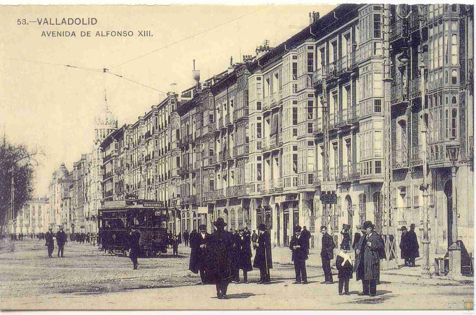 Vista de la calle Alfonso XIII, actual Acera de Recoletos.