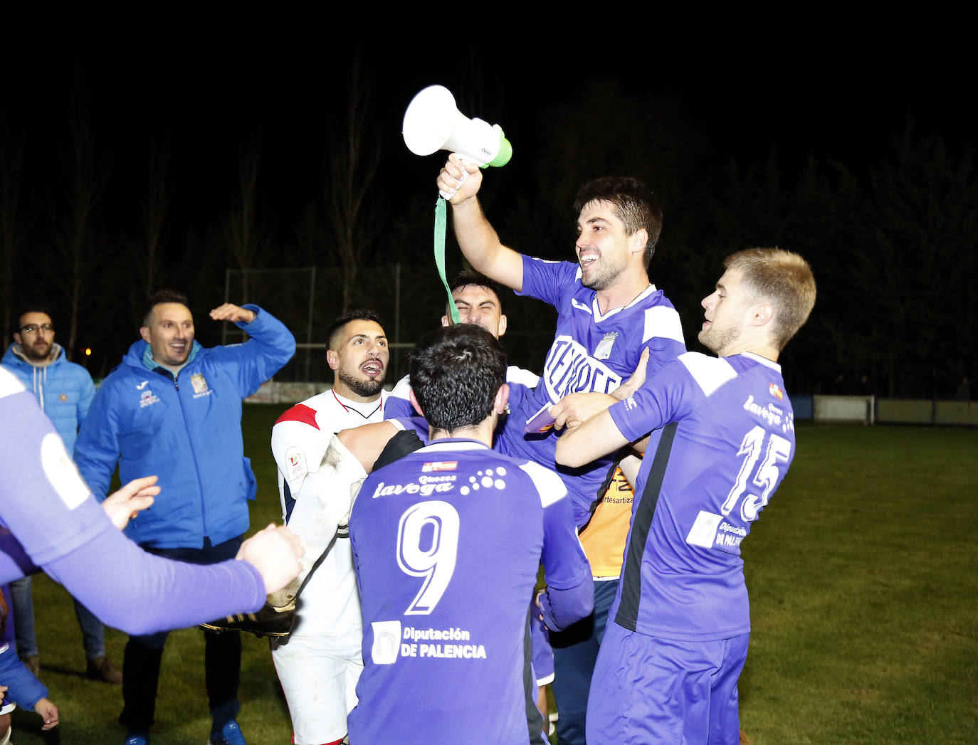 Becerril vive un sueño en la copa del rey de fútbol.