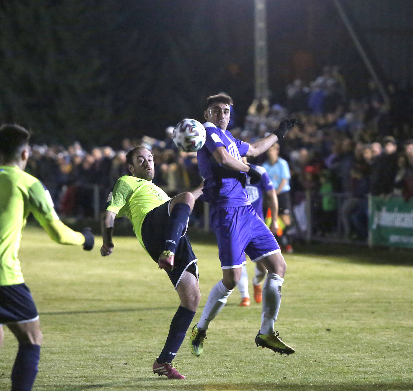 Becerril vive un sueño en la copa del rey de fútbol.