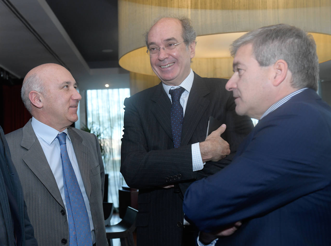 Cirus Andreu, el presidente ejecutivo de Sabadell Asset Management (gestión de activos), protagoniza este jueves el Foro Económico de El Norte de Castilla con la ponencia '¿Cómo encontrar rentabilidad en un mundo de tipos de interés bajo cero?' en el Vincci Frontaura de Valladolid