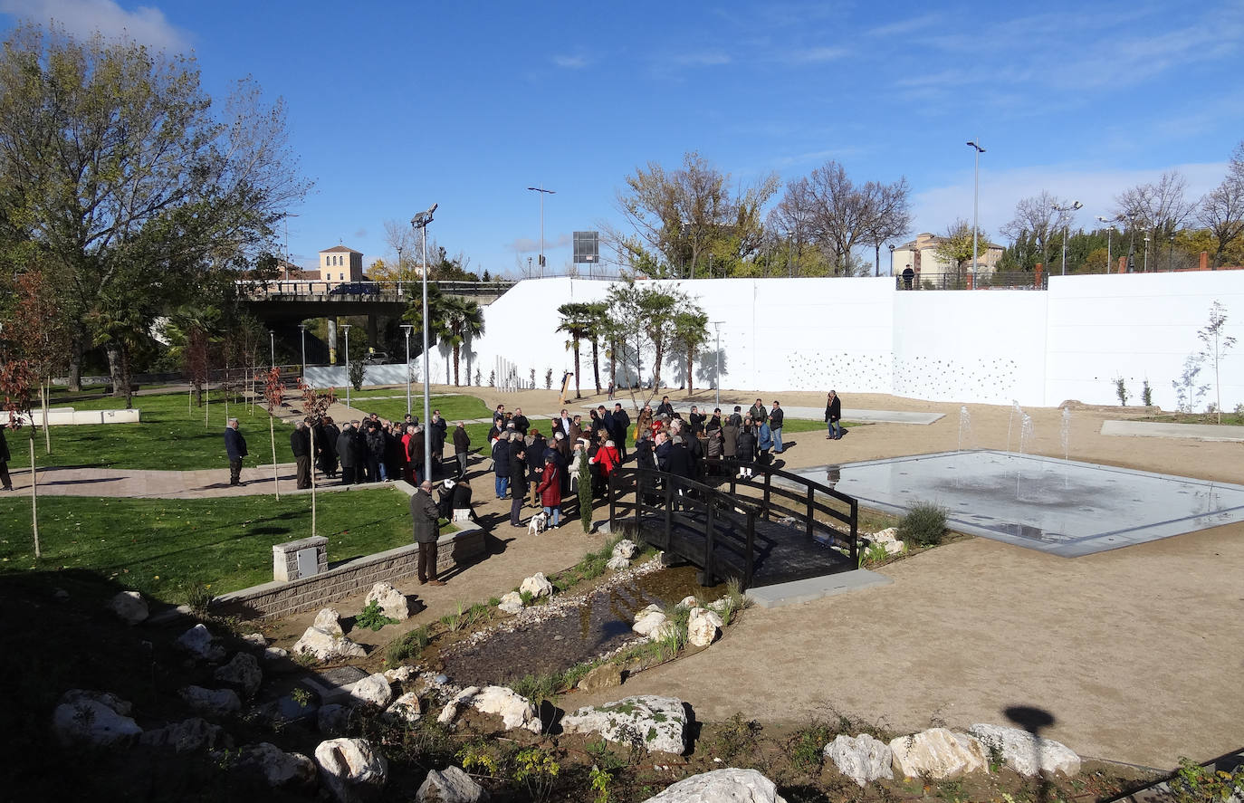 Se reabre e parque Juan de Austria con un recuerdo a Tomás Rodríguez Bolaños. 