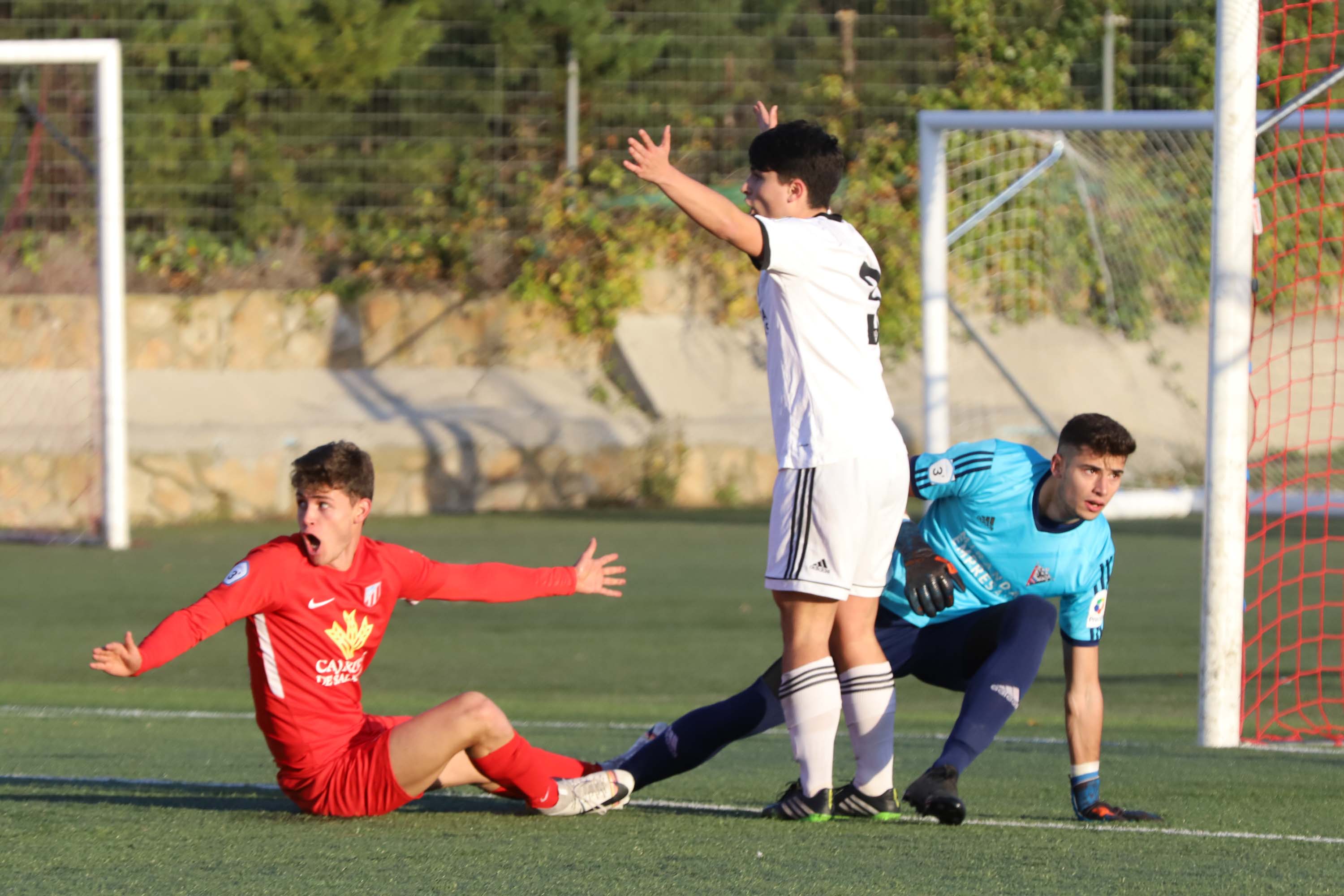 Fotos: UD Santa Marta- Mirandés B (0-0)