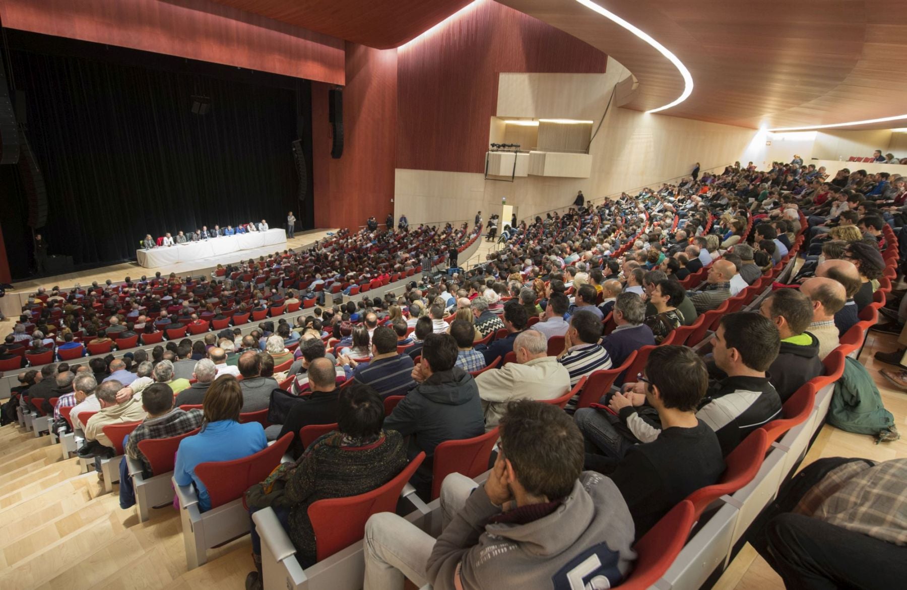 Cientos de trabajadores estuvieron pendientes del futuro de la planta durante muchos meses. 