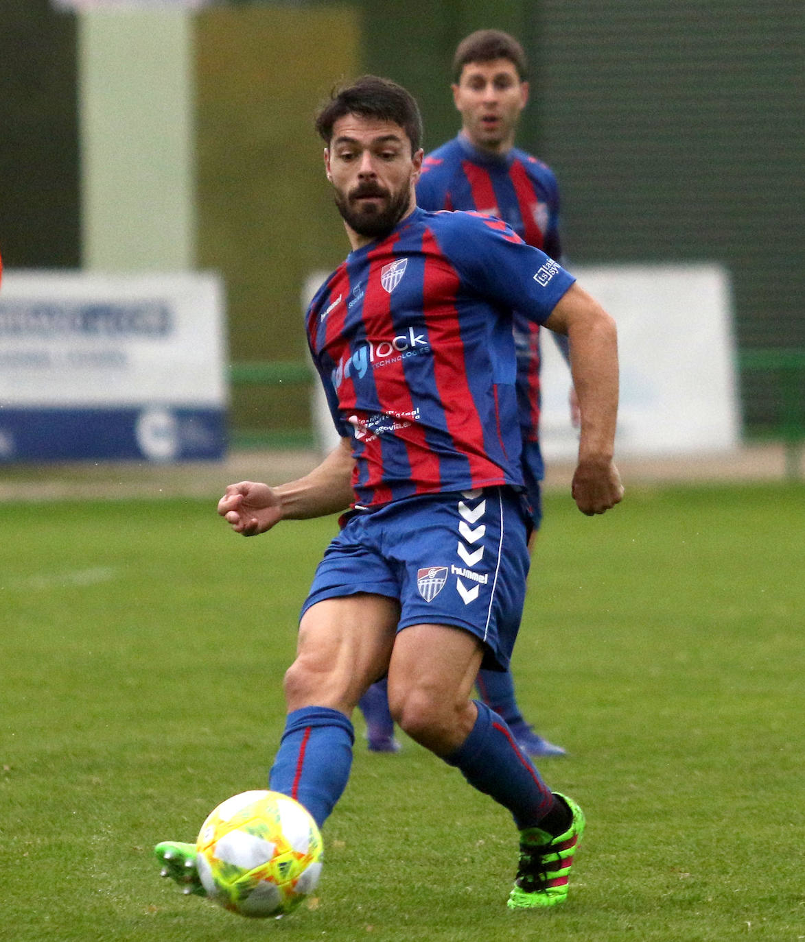 Partido entre la Gimnástica Segoviana y el Burgos Promesas 