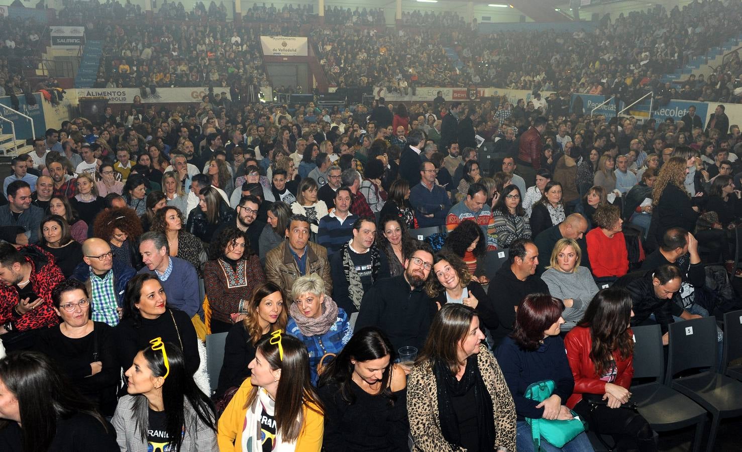 Concierto de Manolo García en el Polideportivo Huerta del Rey de Valladolid. 
