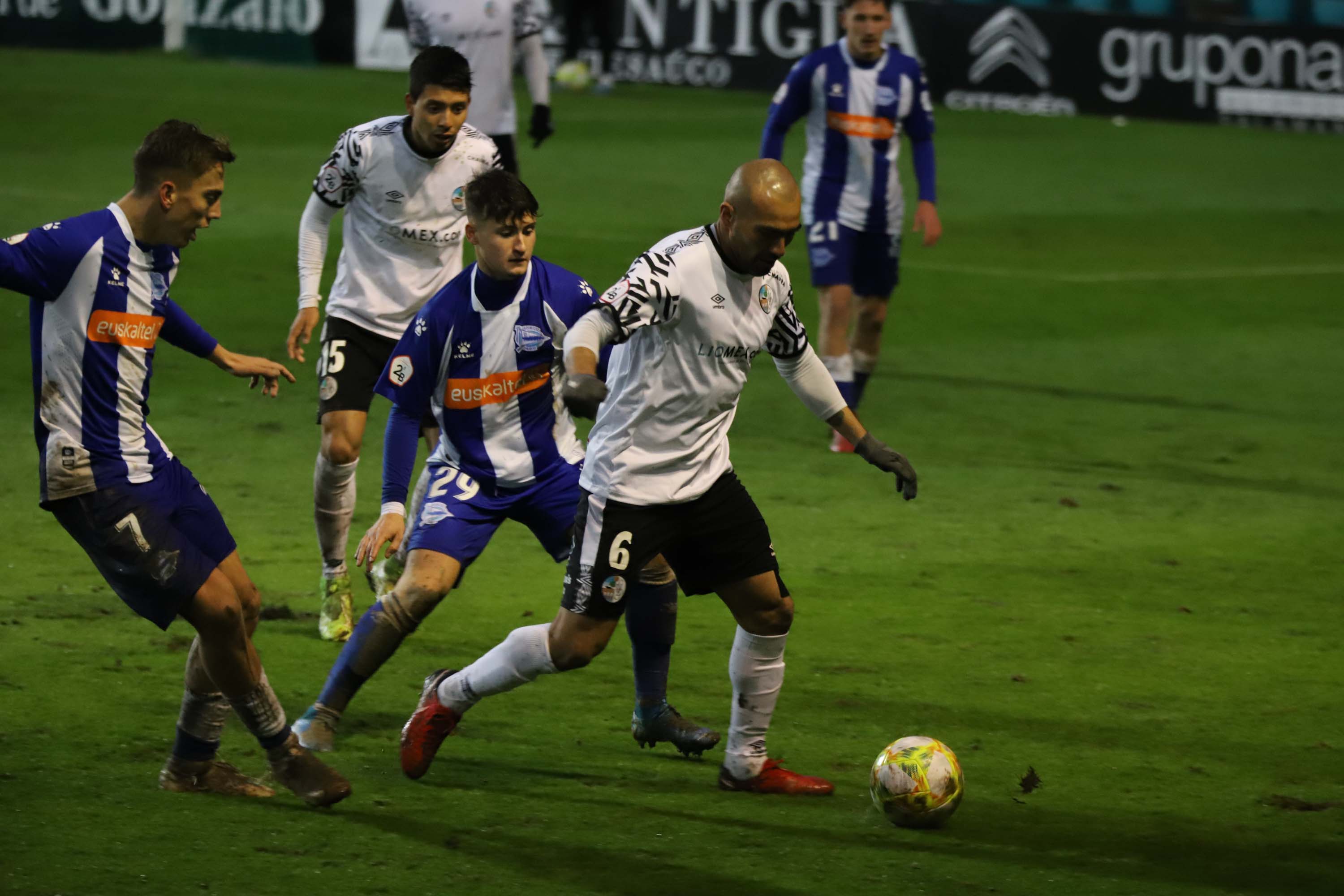 Salamanca CF UDS - Alavés B (1-0). 