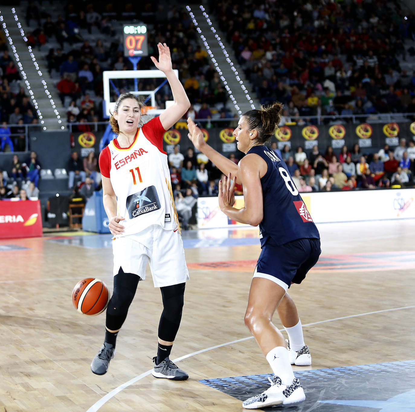 España pierde contra Francia en Palencia.