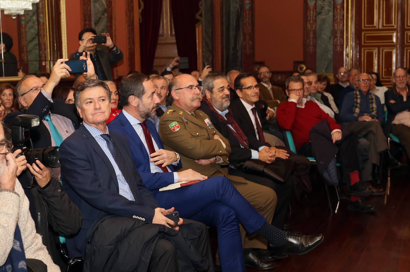 Presentación del libro de Gonzalo Santonja 'Los toros del siglo de oro'. 