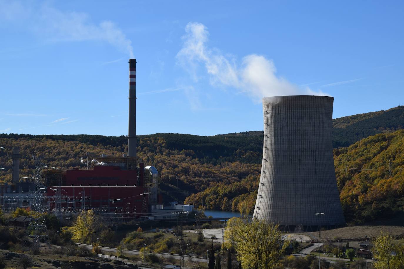 Instalaciones de la central térmica de Velilla de Carrion. 
