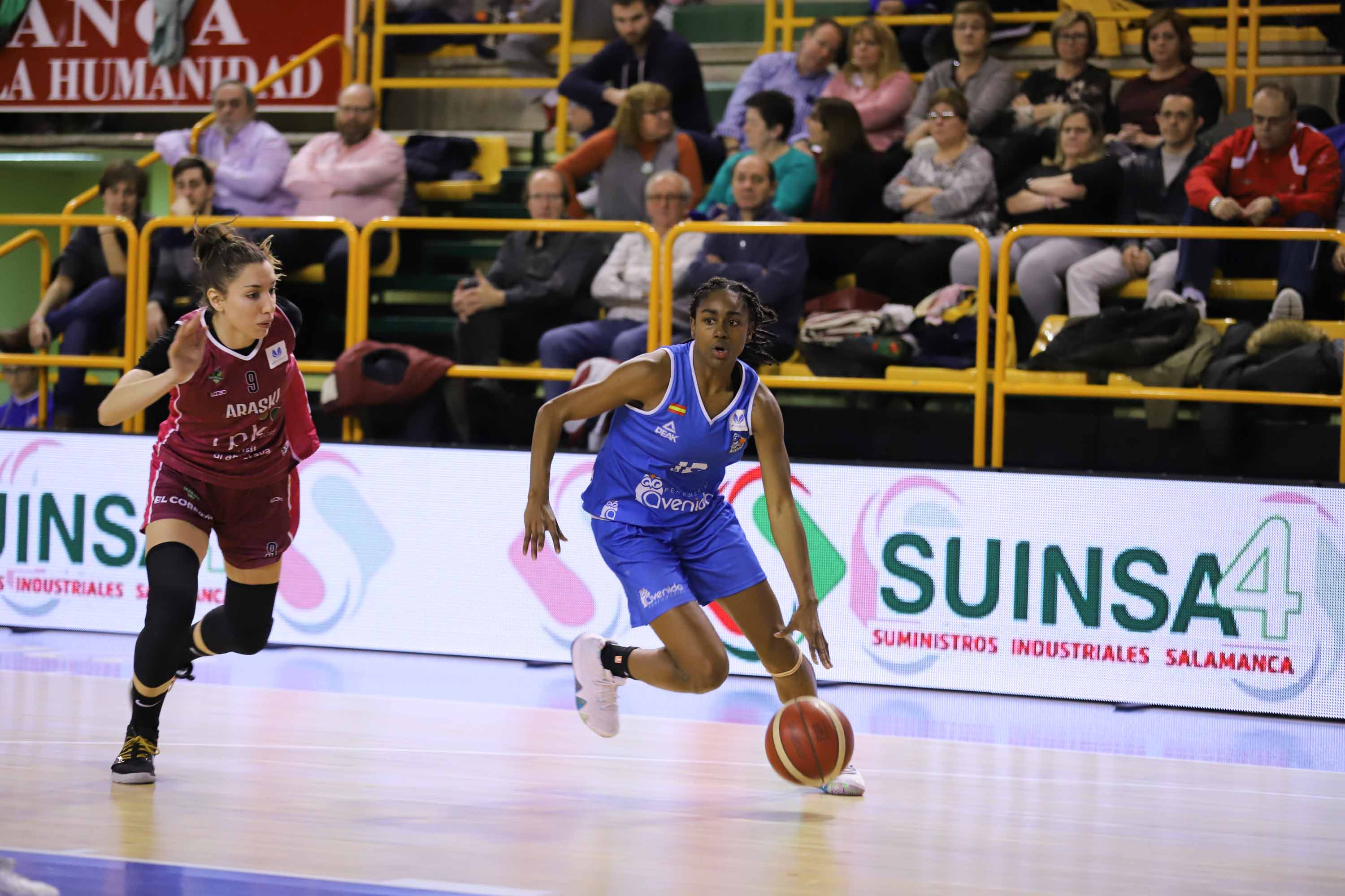 El equipo charro supera a Araski sin problemas tras las dos últimas derrotas ligueras en un duelo con varias jugadoras lesionadas en ambos equipos.