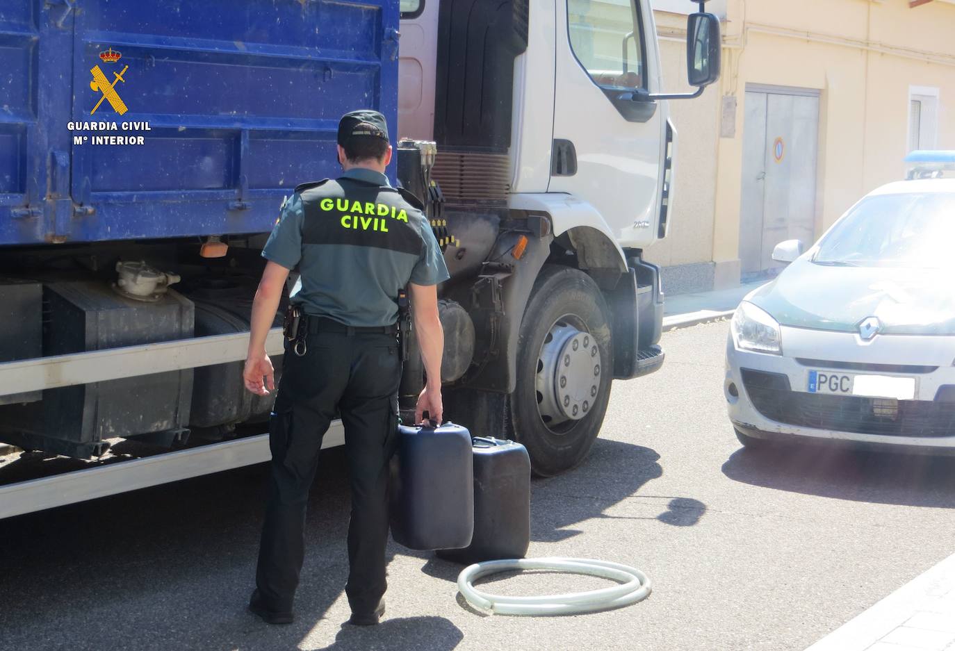 Imagen de archivo de una operación de la Guardia Civil contra el robo de gasóleo. 