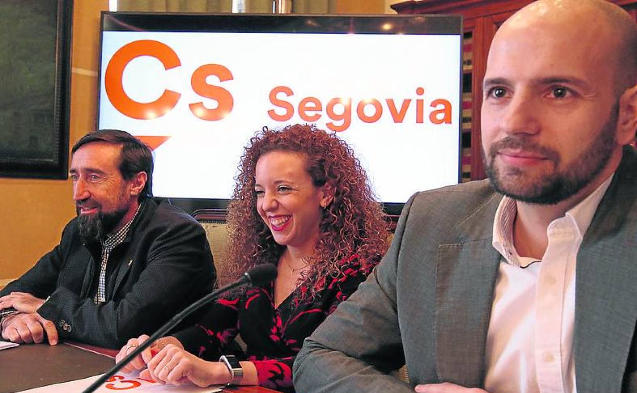 Javier García Crespo, Noemí Otero y David García-Foj. 