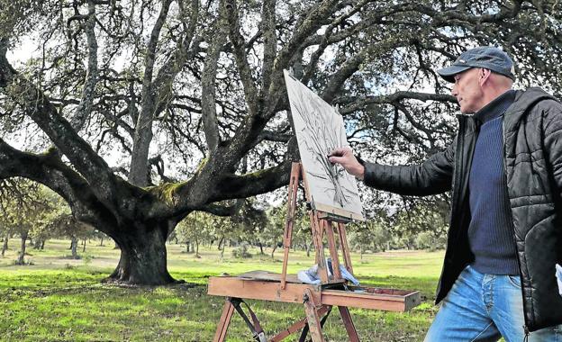 Florencio Maíllo esboza su primer apunte de la Encina de los Arévalos.