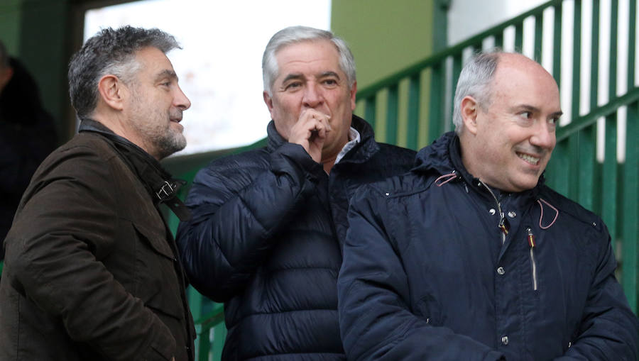 Fotos: La Gimnástica Segoviana golea al Júpiter leonés