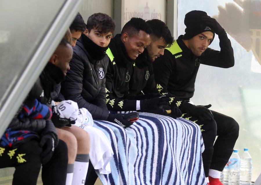 Fotos: La Gimnástica Segoviana golea al Júpiter leonés