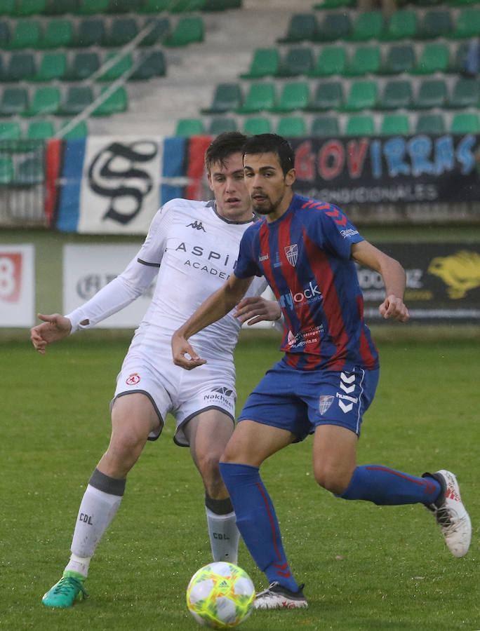 Fotos: La Gimnástica Segoviana golea al Júpiter leonés