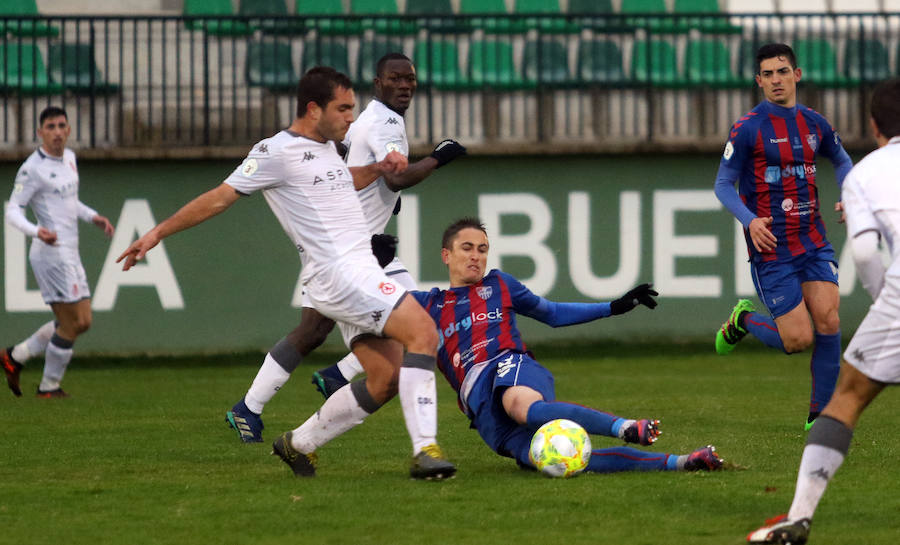 Fotos: La Gimnástica Segoviana golea al Júpiter leonés