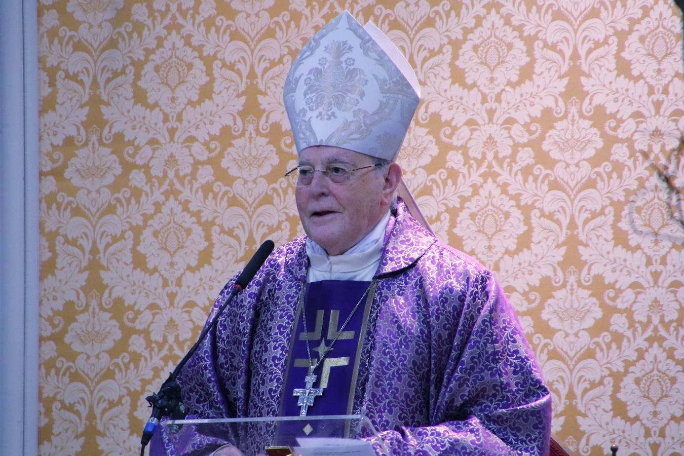 El cardenal arzobispo emérito de Sevilla Carlos Amigo. 